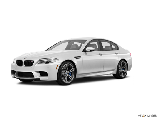 2016 BMW M5 in Alpine White
