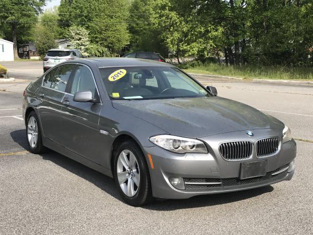 Pre Owned 11 Bmw 528i Sedan Ashland