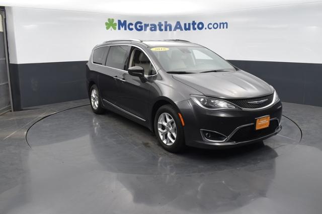 2018 Chrysler Pacifica Vehicle Photo in Cedar Rapids, IA 52402