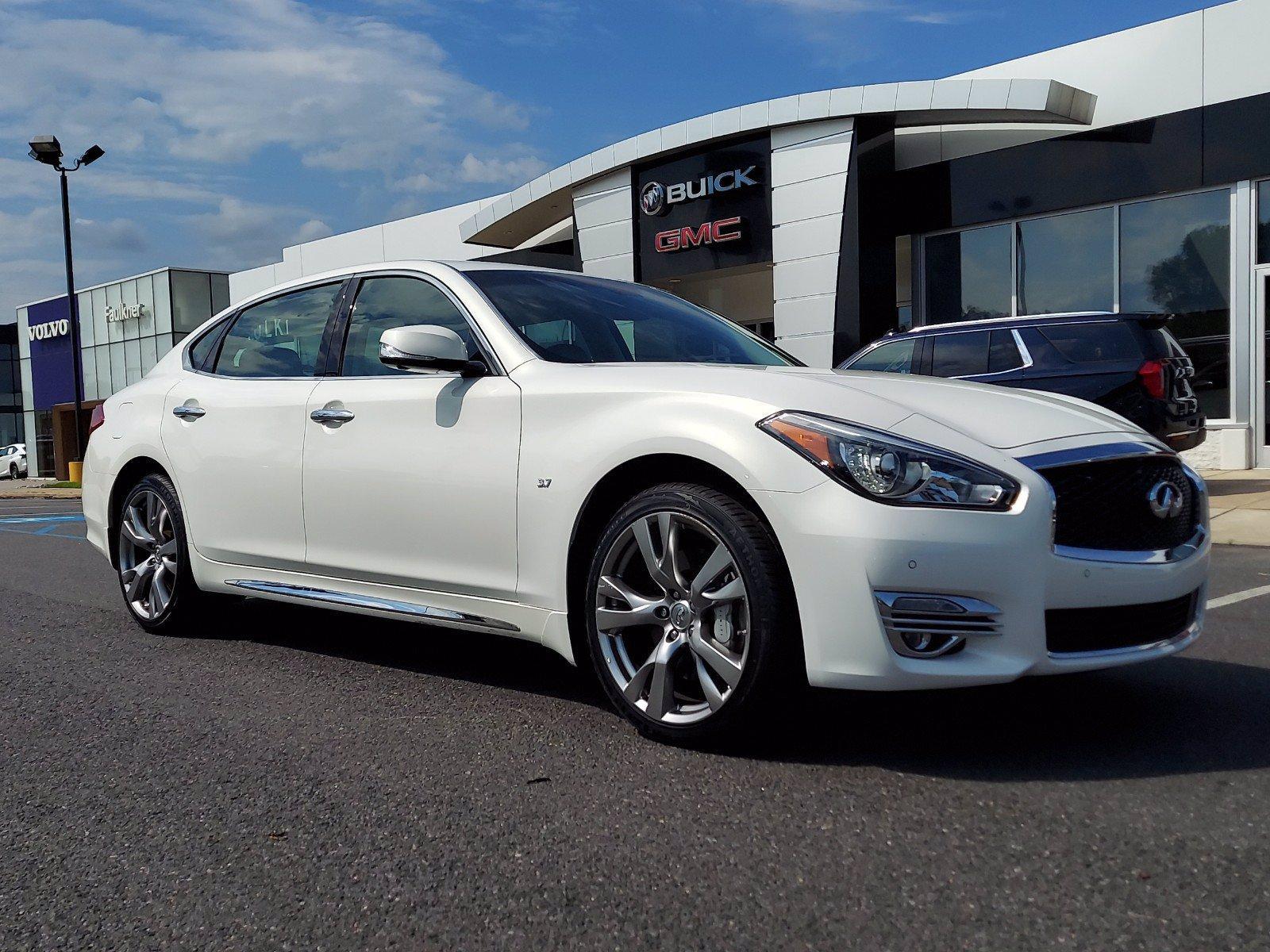 2015 INFINITI Q70L Vehicle Photo in TREVOSE, PA 19053-4984