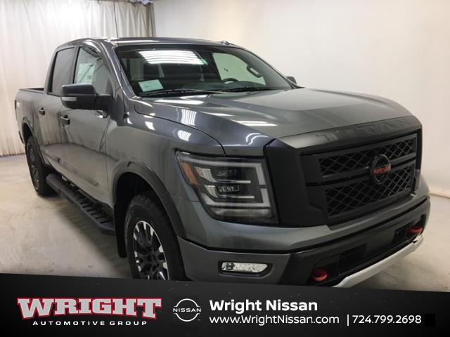 2021 nissan titan pro 4x running boards