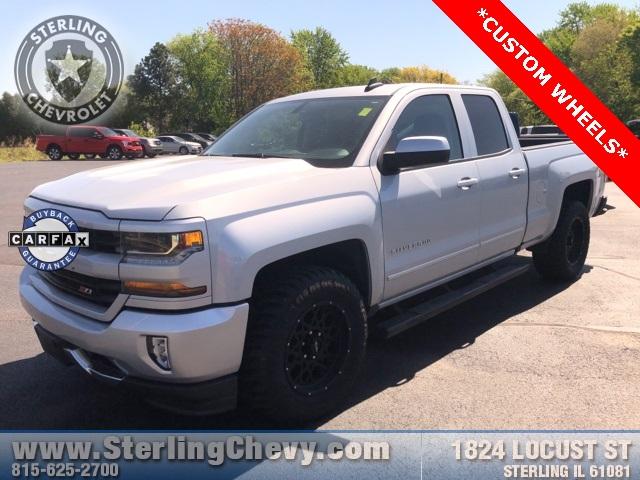 2017 Chevrolet Silverado 1500 Vehicle Photo in Sterling, IL 61081