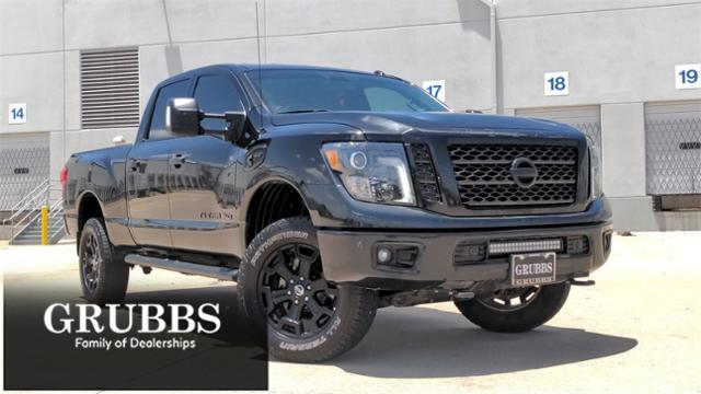 Select 2018 Nissan Titan XD