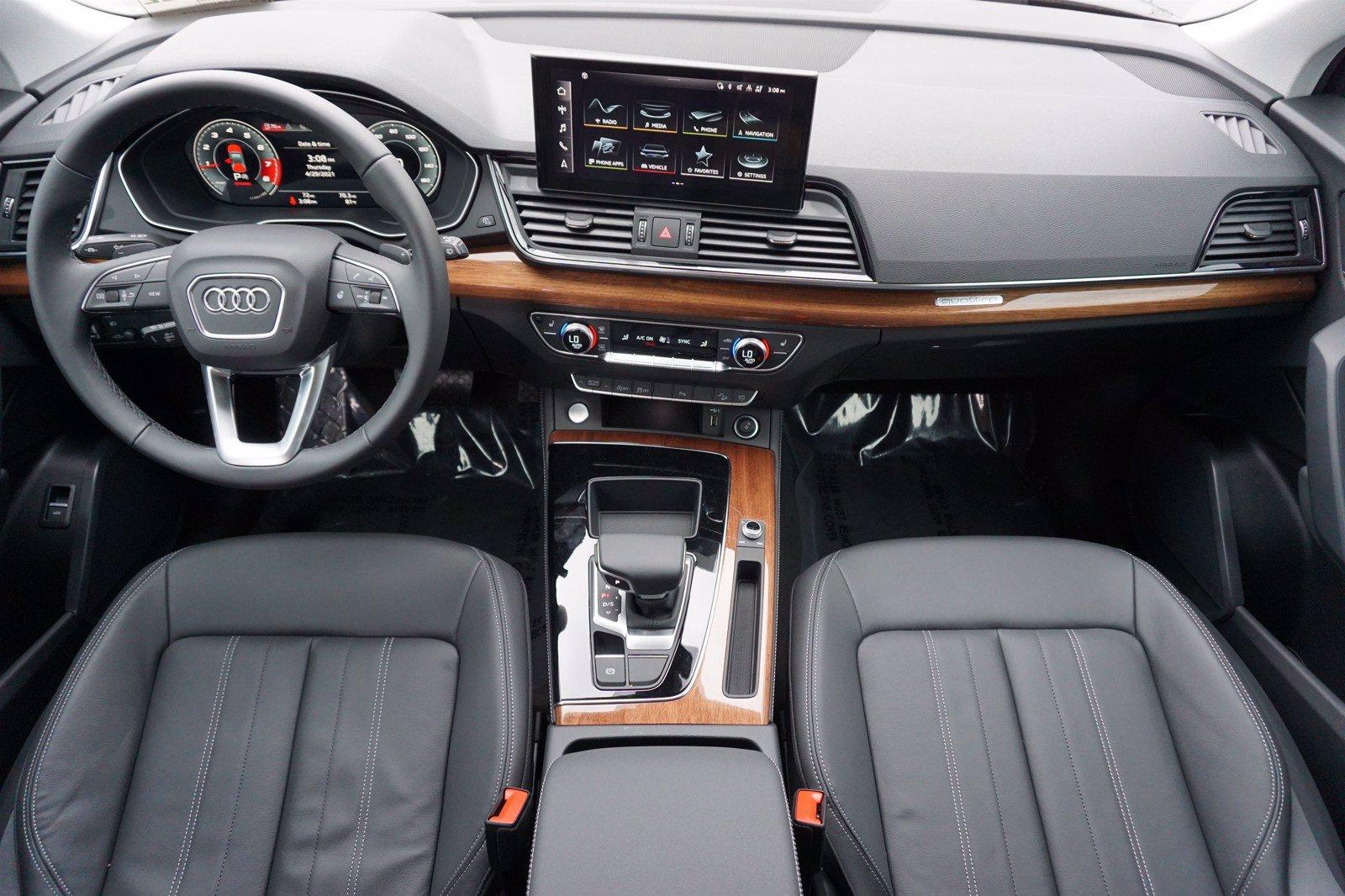 2021 Audi Q5 Vehicle Photo in Sugar Land, TX 77478