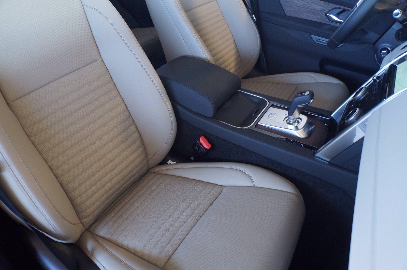 2021 Land Rover Discovery Sport Vehicle Photo in Austin, TX 78717