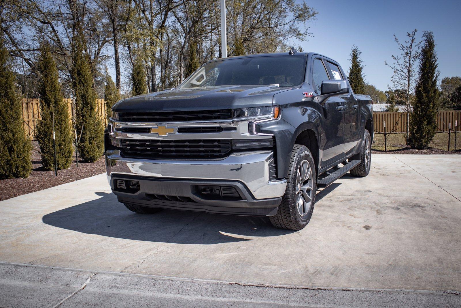 Used Shadow Gray Metallic 2021 Chevrolet Silverado 1500 Lt 4wd Crew Cab 147 Lt W 1lt For Sale In Durham Nc Hendrick Cadillac Southpoint 3gcuydet4mg159562