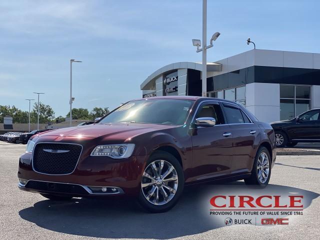2015 Chrysler 300 Vehicle Photo in HIGHLAND, IN 46322-2603