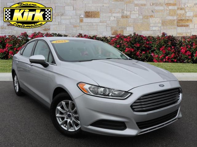 2016 Ford Fusion Vehicle Photo in Crossville, TN 38555