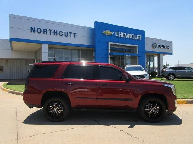 2018 Cadillac Escalade Vehicle Photo in Enid, OK 73703