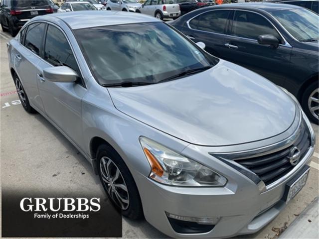 2015 Nissan Altima Vehicle Photo in Grapevine, TX 76051