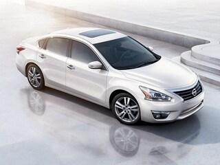 2014 Nissan Altima Vehicle Photo in Marion, IA 52302