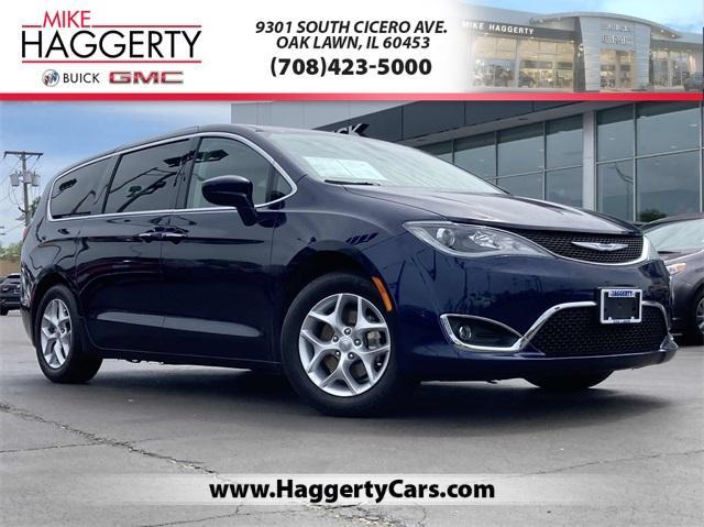 2018 Chrysler Pacifica Vehicle Photo in Oak Lawn, IL 60453-2517