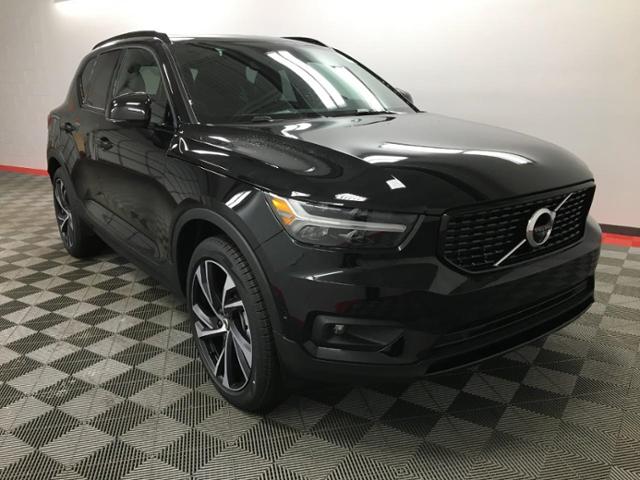 Onyx Black Metallic 21 Volvo Xc40 For Sale At Bergstrom Automotive Vin Yv4162um4m