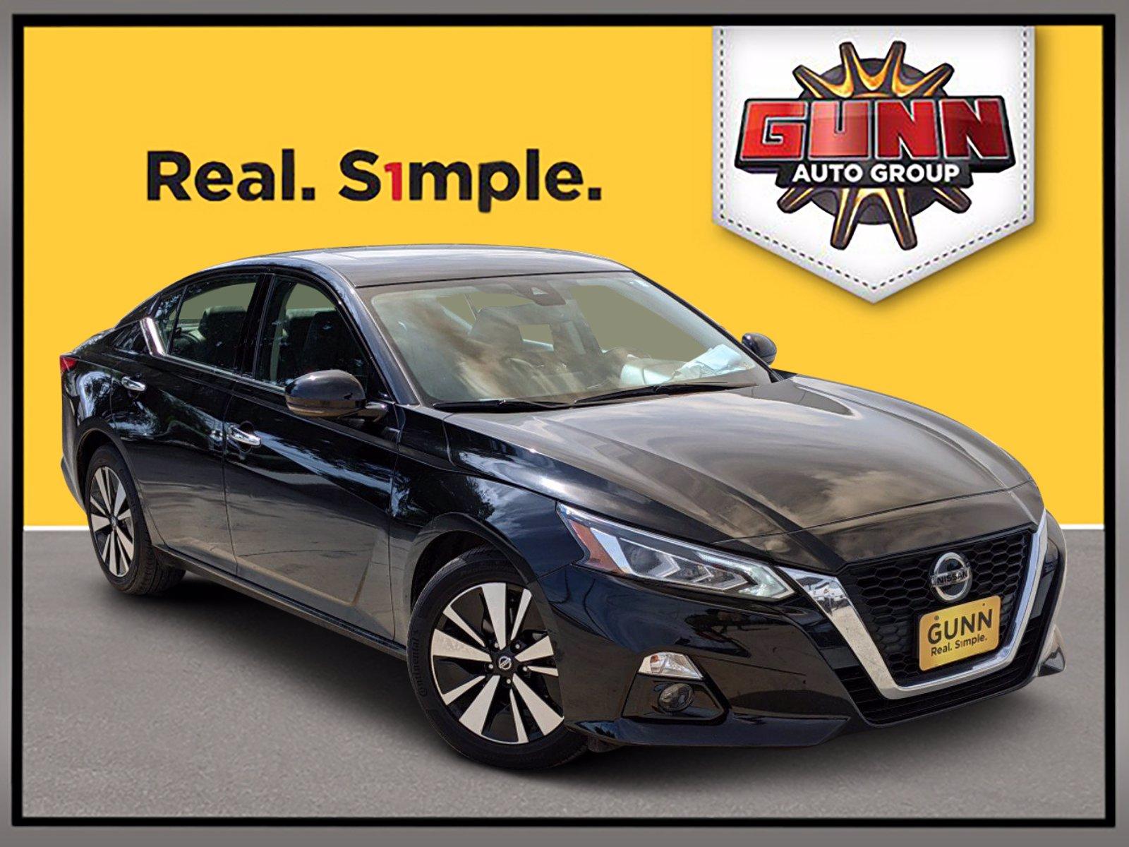 Select 2019 Nissan Altima