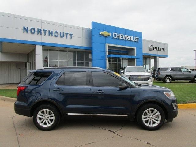 2017 Ford Explorer Vehicle Photo in Enid, OK 73703