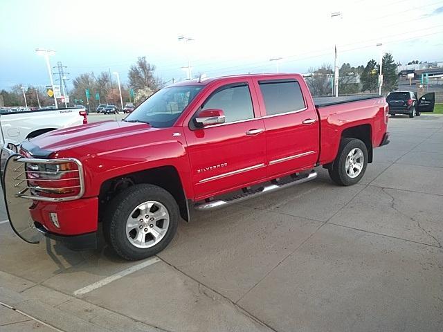 2018 Chevrolet Silverado 1500 Vehicle Photo in Englewood, CO 80113