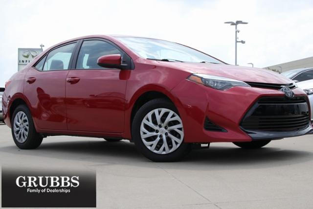 2018 Toyota Corolla Vehicle Photo in Grapevine, TX 76051