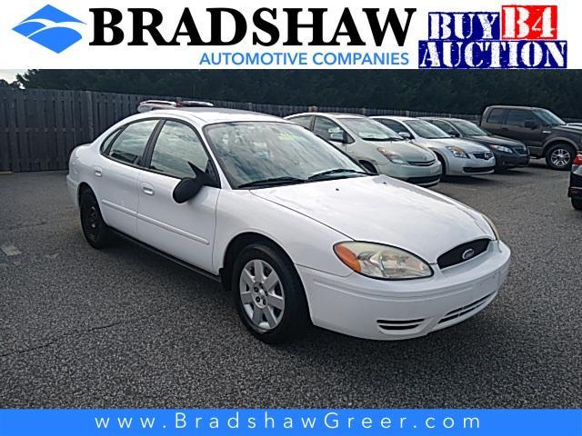 2005 Ford Taurus Vehicle Photo in Greer, SC 29651