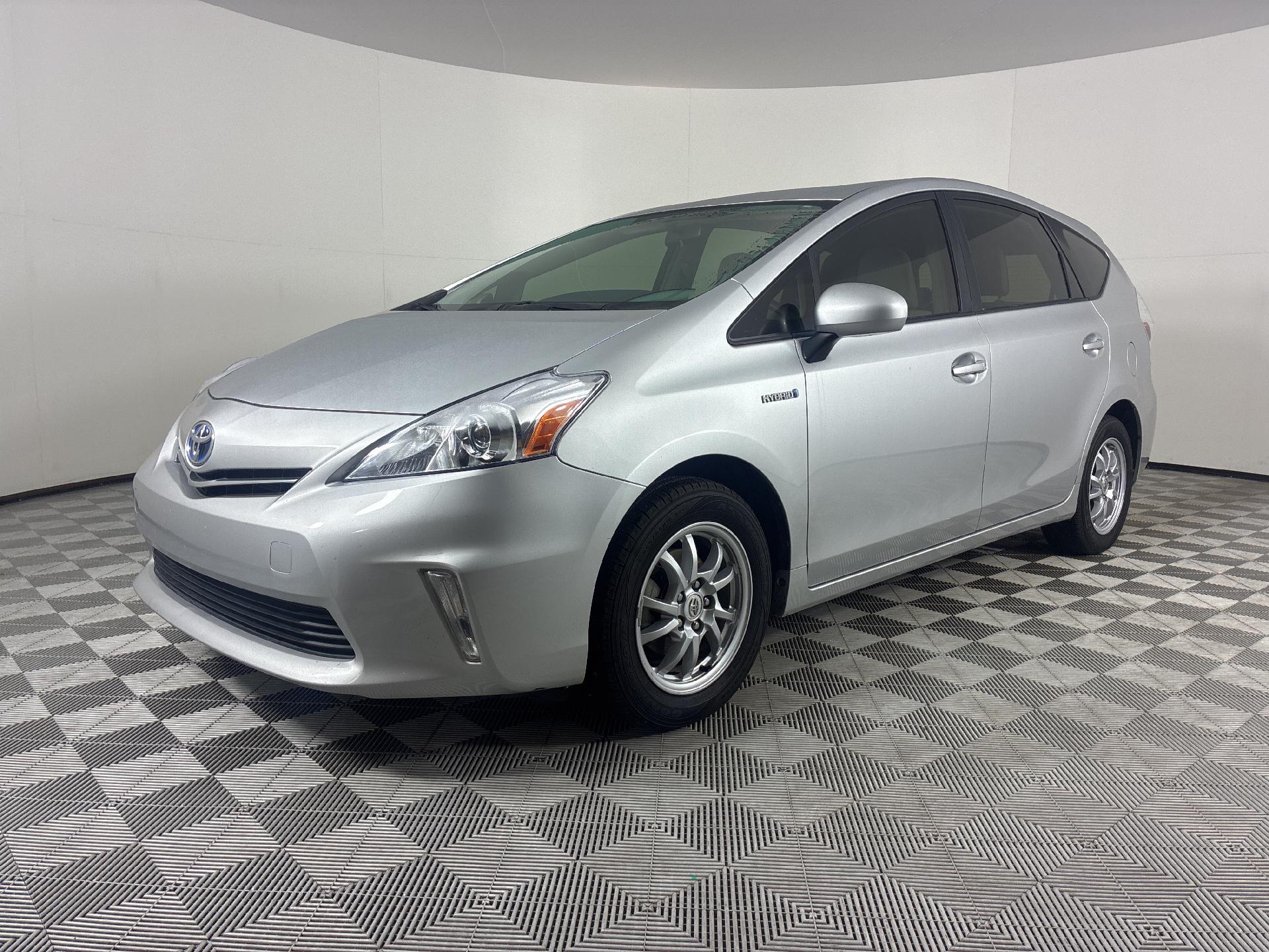 2012 Toyota Prius v Two FWD