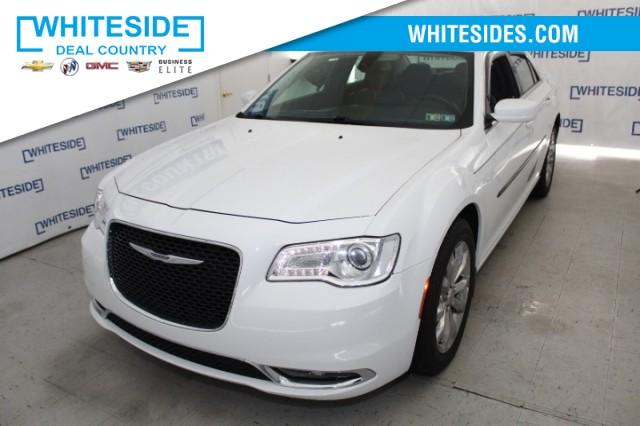 2018 Chrysler 300 Vehicle Photo in St. Clairsville, OH 43950