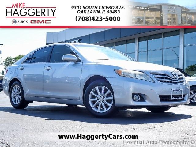 2011 Toyota Camry Vehicle Photo in Oak Lawn, IL 60453-2517