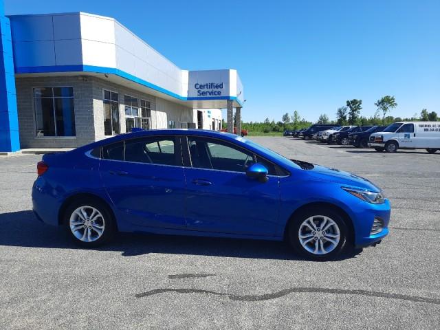 2019 Chevrolet Cruze Vehicle Photo in CHAMPLAIN, NY 12919-0000