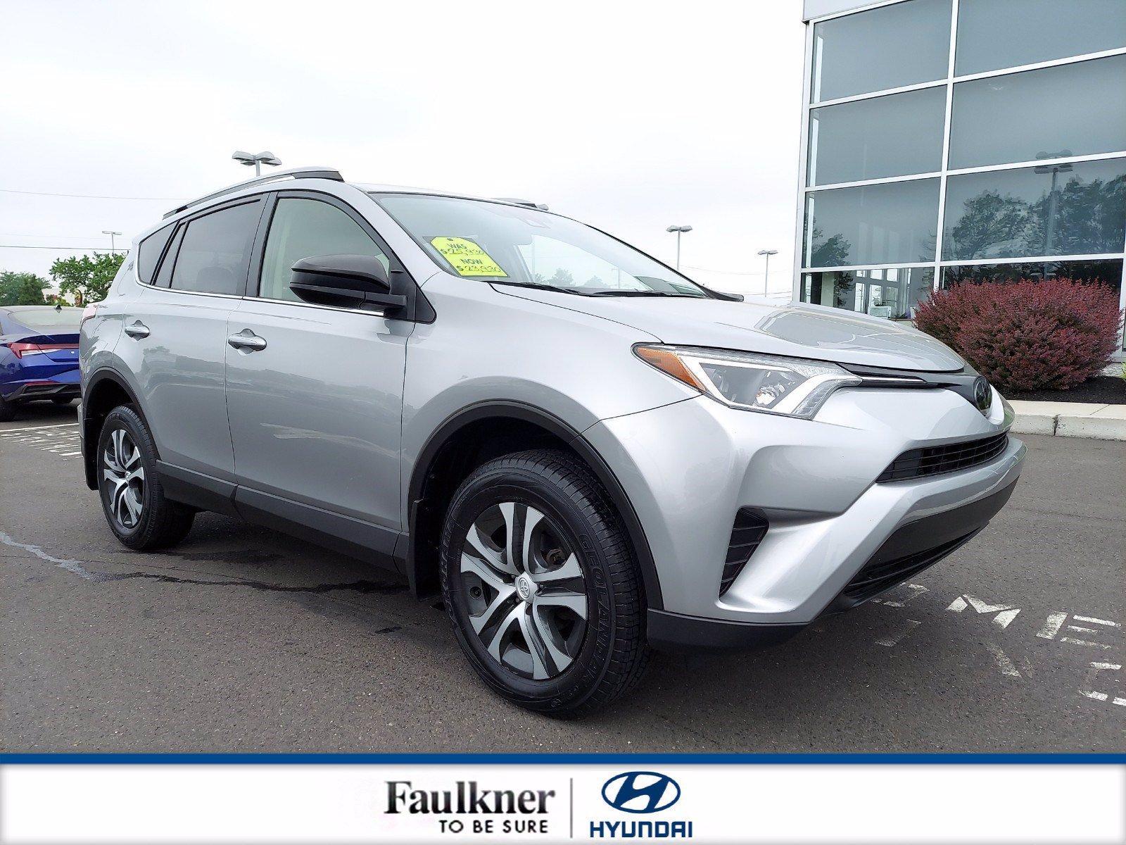 2018 Toyota RAV4 Vehicle Photo in Philadelphia, PA 19116