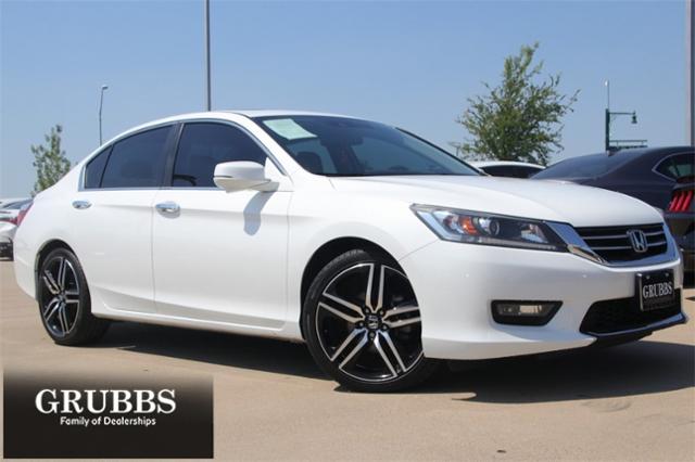 2015 Honda Accord Sedan Vehicle Photo in Grapevine, TX 76051