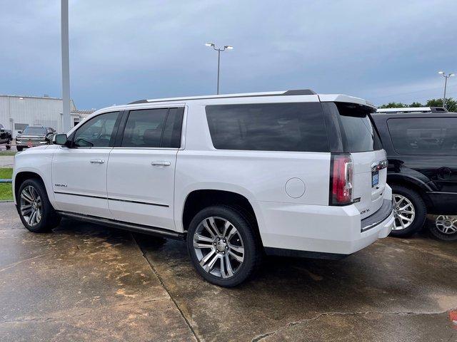 2018 GMC Yukon XL Vehicle Photo in ROSENBERG, TX 77471-5675