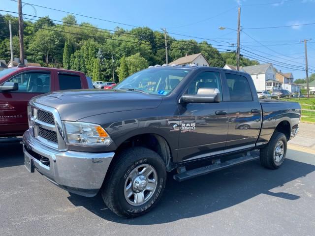 2018 Ram 2500 Vehicle Photo in ELLWOOD CITY, PA 16117-1939