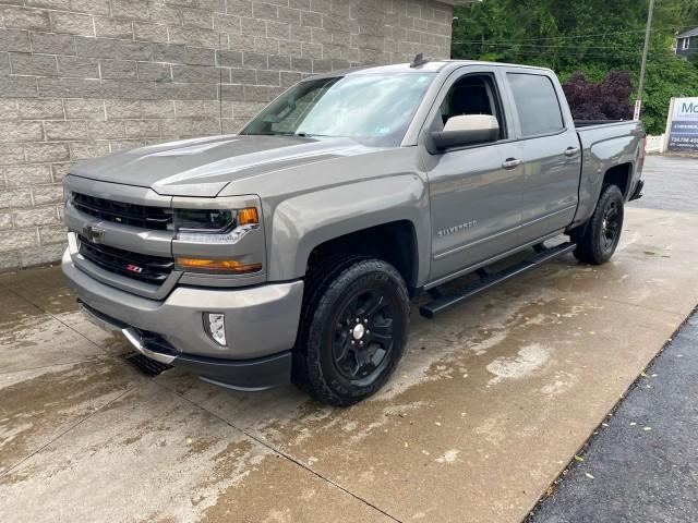 2017 Chevrolet Silverado 1500 Vehicle Photo in ELLWOOD CITY, PA 16117-1939