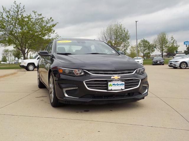 2017 Chevrolet Malibu Vehicle Photo in Cedar Rapids, IA 52404