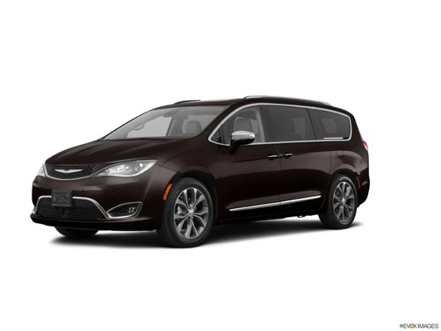 2017 Chrysler Pacifica Vehicle Photo in Marion, IA 52302