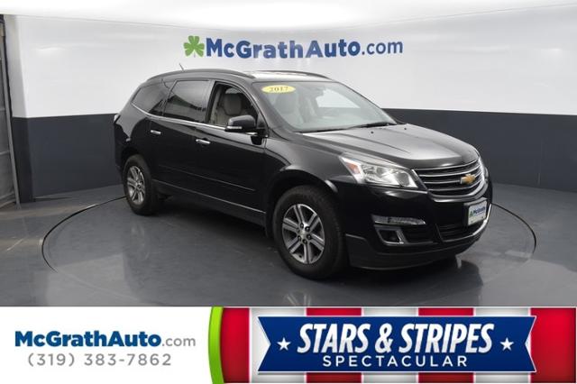 2017 Chevrolet Traverse Vehicle Photo in CEDAR RAPIDS, IA 52402-2447