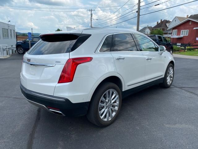 2019 Cadillac XT5 Vehicle Photo in ELLWOOD CITY, PA 16117-1939