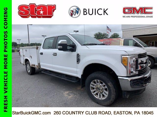 2017 Ford Super Duty F-350 SRW Vehicle Photo in EASTON, PA 18045-2341