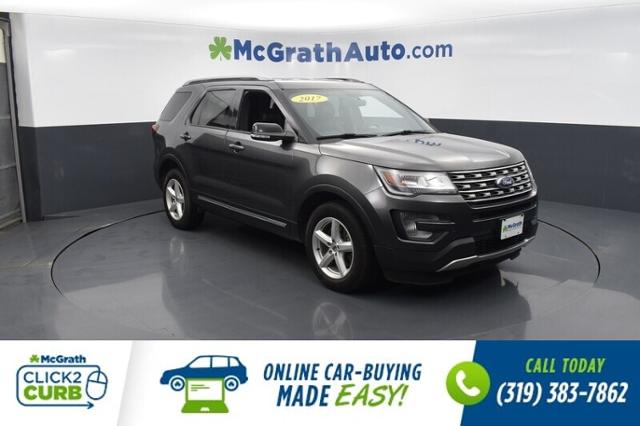 2017 Ford Explorer Vehicle Photo in Cedar Rapids, IA 52402