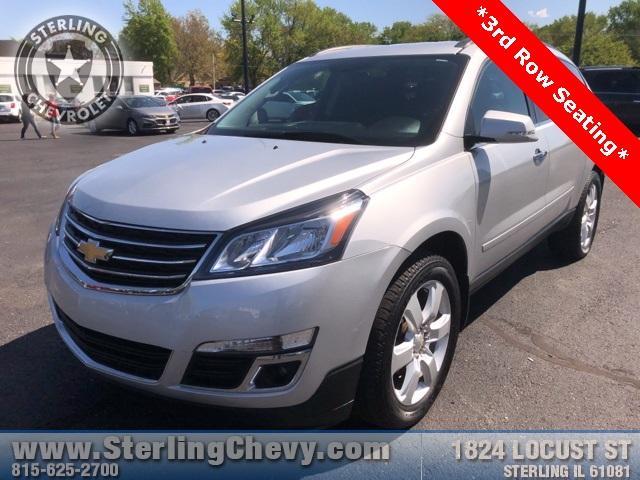 2017 Chevrolet Traverse Vehicle Photo in Sterling, IL 61081