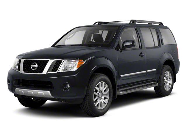 2011 Nissan Pathfinder Vehicle Photo in Moon Township, PA 15108