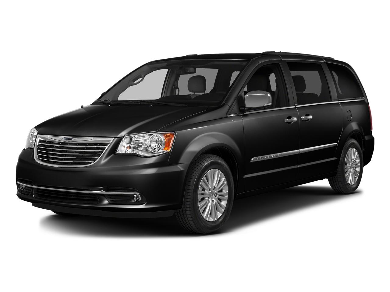 2016 Chrysler Town & Country Vehicle Photo in Zelienople, PA 16063