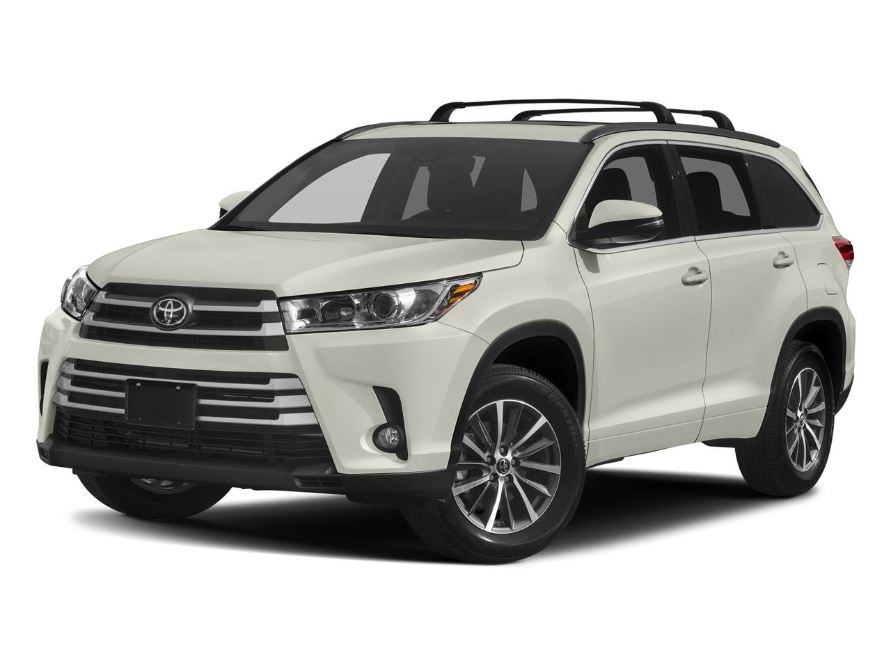 2017 Toyota Highlander Vehicle Photo in Trevose, PA 19053