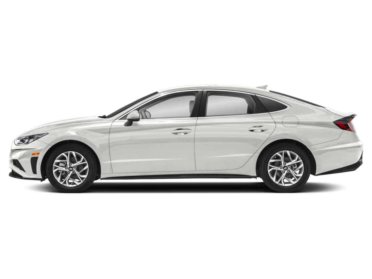 2021 Hyundai Sonata SEL 2.5L Quartz White 4D Sedan. A Hyundai Sonata at ...