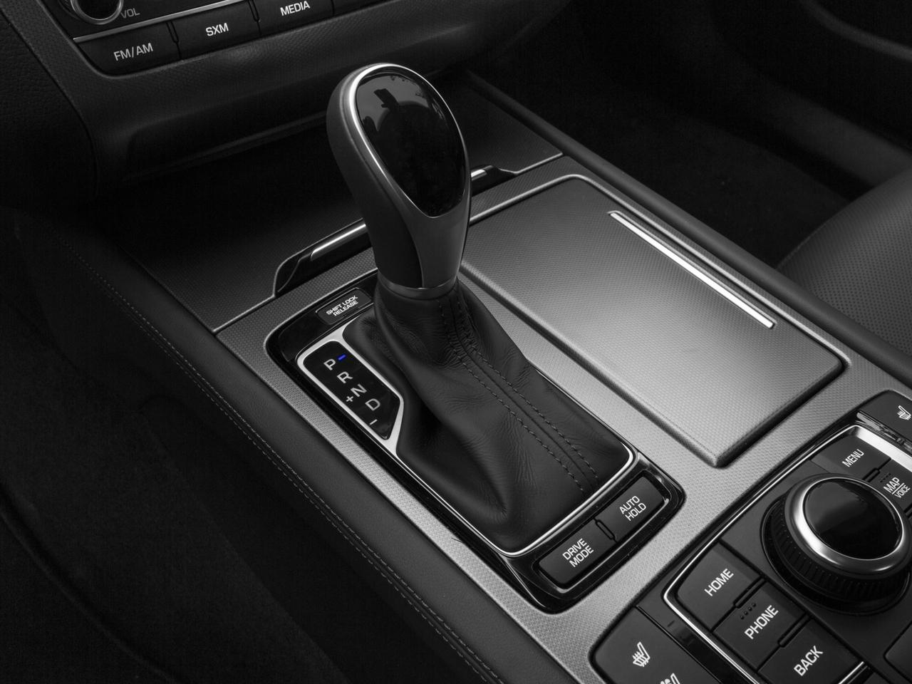 2015 Hyundai Genesis Vehicle Photo in Smyrna, GA 30080