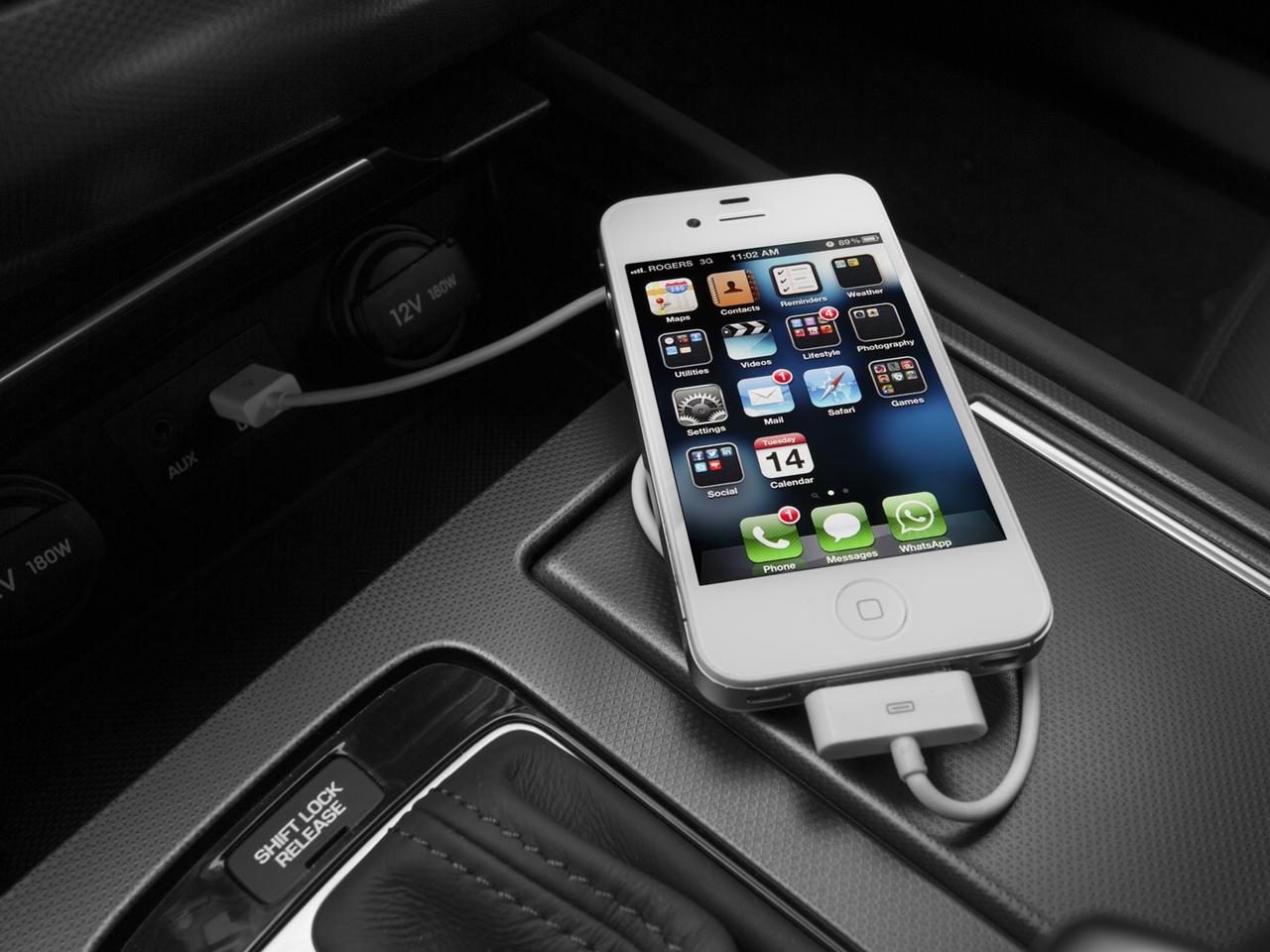 2015 Hyundai Genesis Vehicle Photo in Smyrna, GA 30080