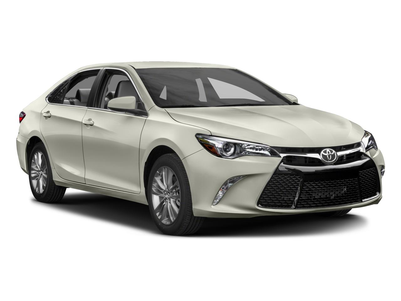 Toyota camry 2016 года