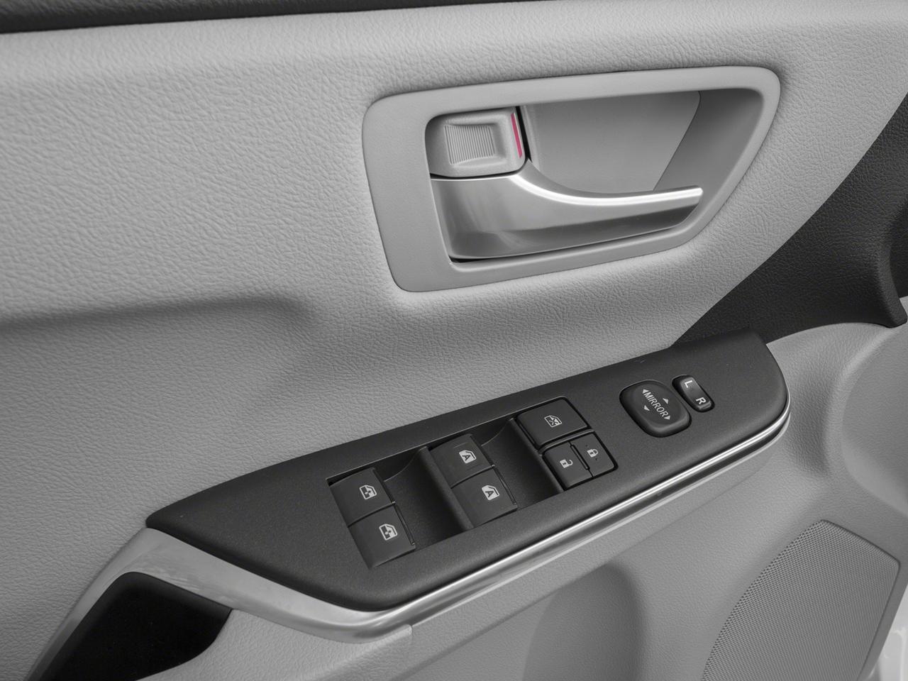 2016 Toyota Camry Vehicle Photo in Smyrna, GA 30080