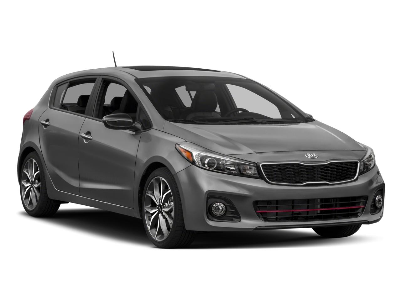 Snow White Pearl 2017 Kia Forte5 EX Auto for Sale in Davison - TD00708B