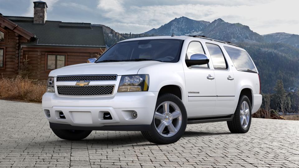 2013 Chevrolet Suburban Vehicle Photo in Lake Bluff, IL 60044