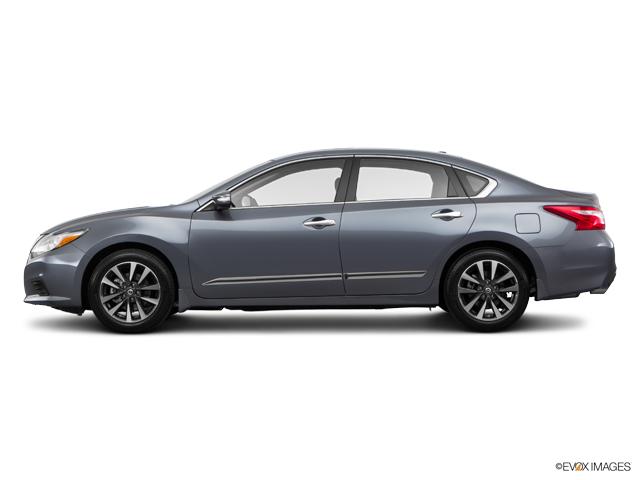 2017 Nissan Altima Vehicle Photo in Janesville, WI 53545