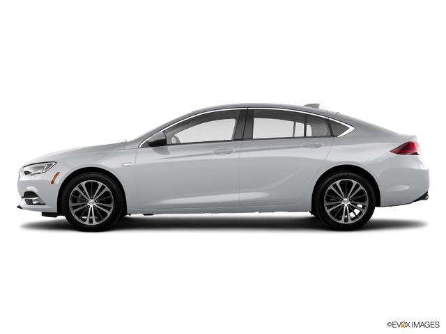 2018 Buick Regal Sportback Vehicle Photo in Janesville, WI 53545